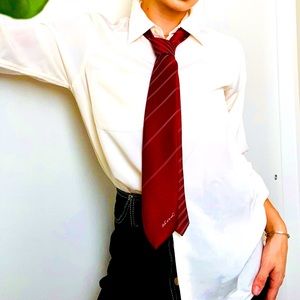 Burgundy Oscar de la Renta Tie